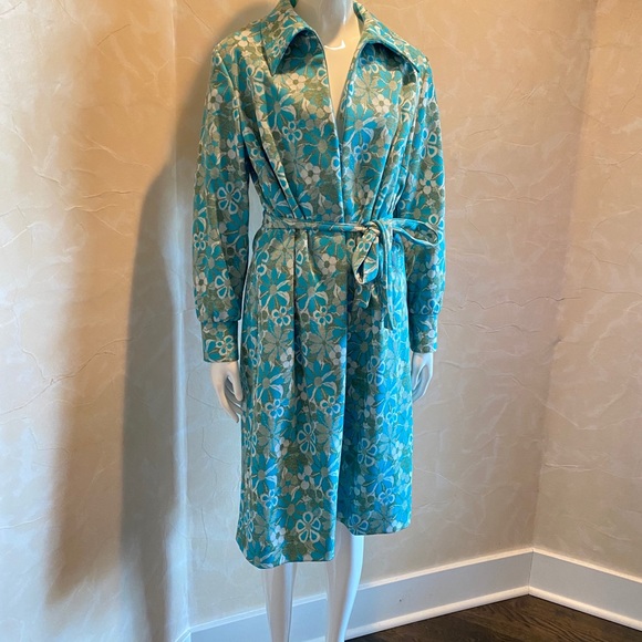 vintage 60s/70s dress - Picture 13 of 16